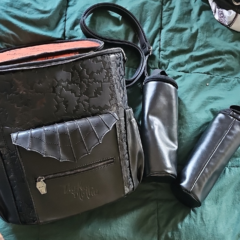 Black Bat-Themed Shoulder Bag Dark Mother Mama Batpack Full Size Diaper Bag - Picture 3 of 4